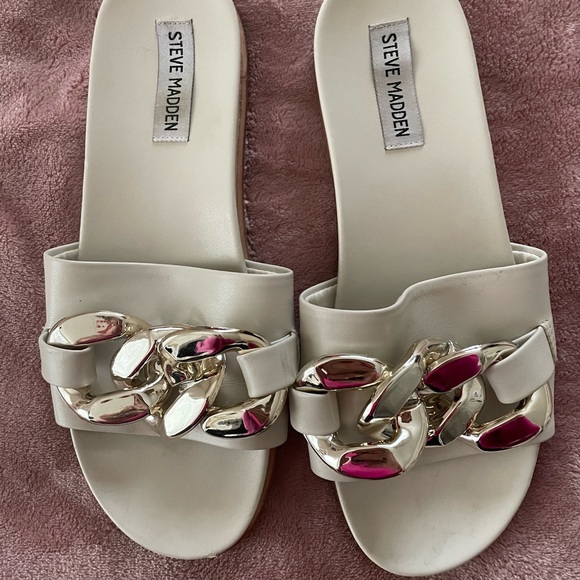 Steve Madden Delay Sandal - Picture 1 of 5